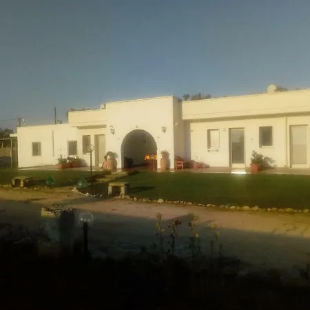 Serra Vecchia בית חווה Giuggianello